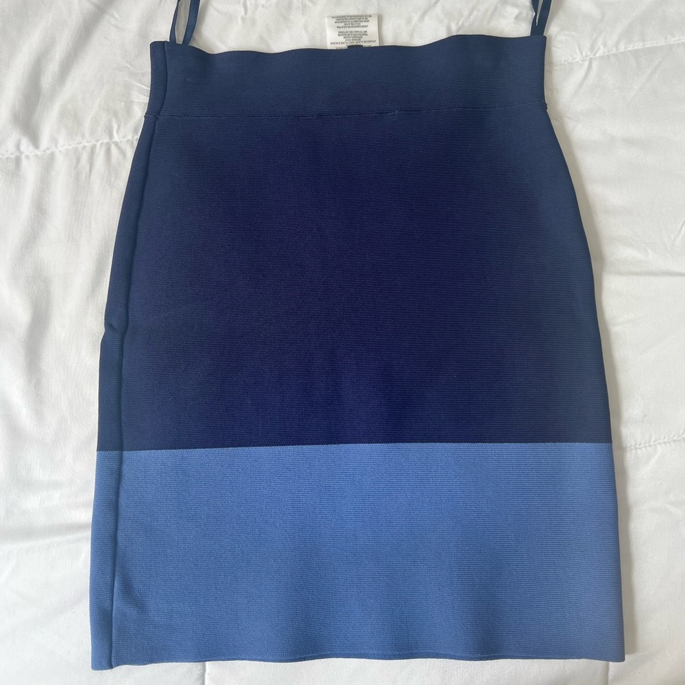 BCBG BANDAGE SKIRT